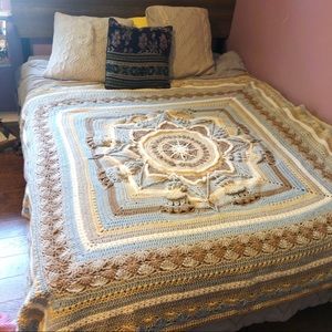 HANDMADE CROCHET BLANKET 😍